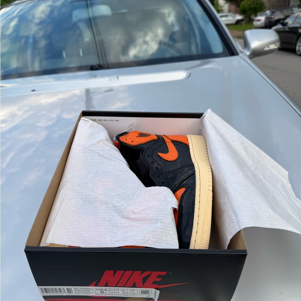 Shattered Backboard Air Jordan 1 ~ Jordan Kids Sneakers - Black and Orange